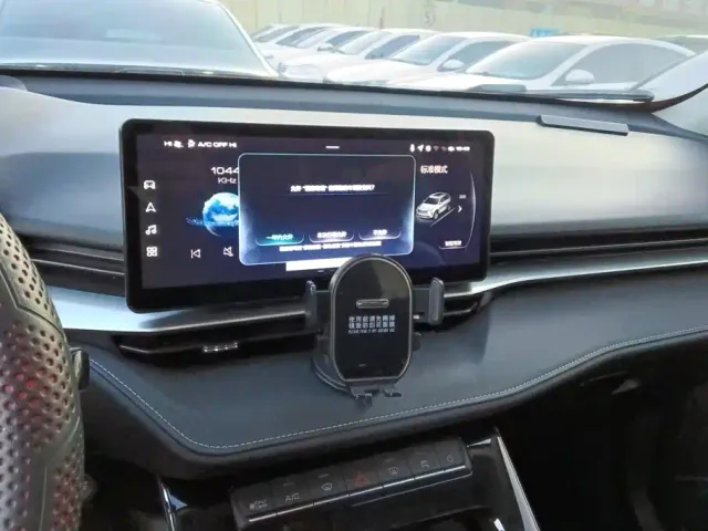 Haval H6 — Фото автомобиля 13