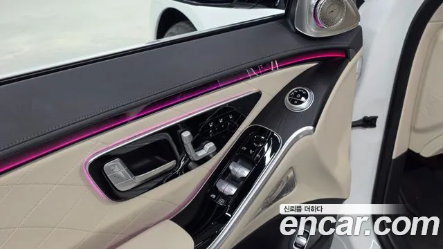 Mercedes-Benz S-Class — Фото автомобиля 13