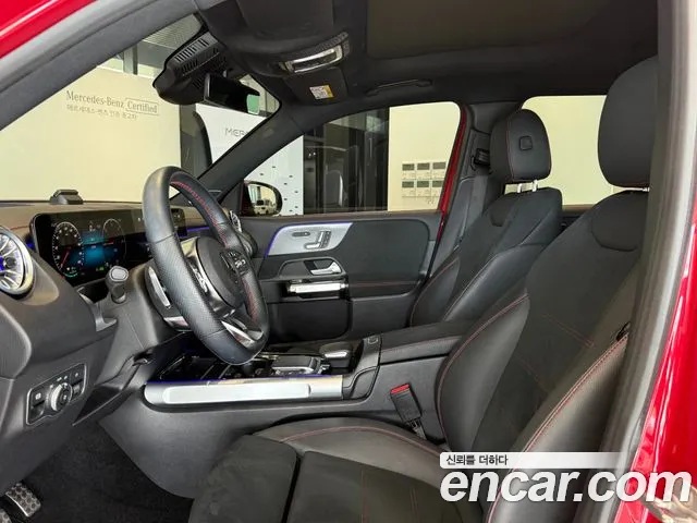 Mercedes-Benz EQB — Фото автомобиля 16