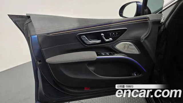 Mercedes-Benz EQS — Фото автомобиля 19