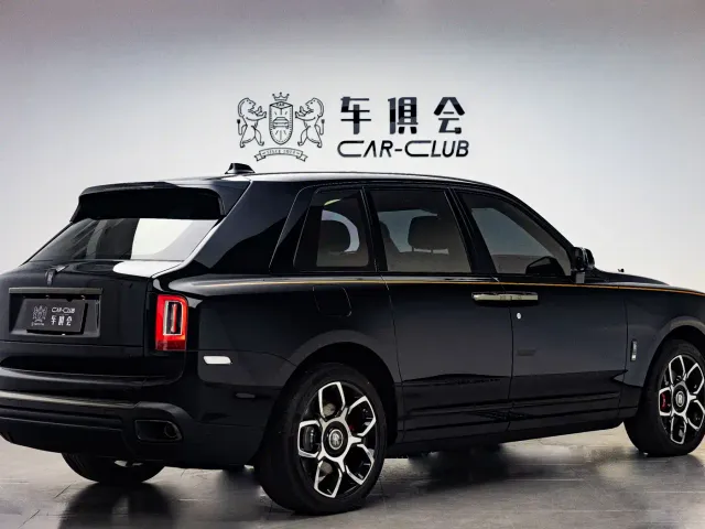 Rolls-Royce Cullinan — Фото автомобиля 3