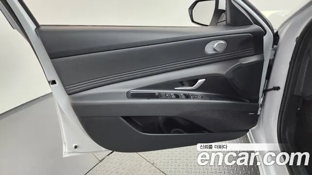 Hyundai AVANTE Новый Avante (CN7) — Фото автомобиля 22