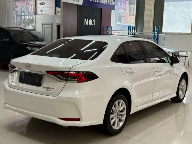 Toyota Corolla — Фото автомобиля 4