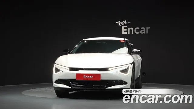 Kia EV6 — Фото автомобиля 3