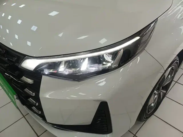 GAC Trumpchi M6 — Фото автомобиля 23