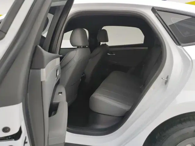 BYD Qin PLUS — Фото автомобиля 11
