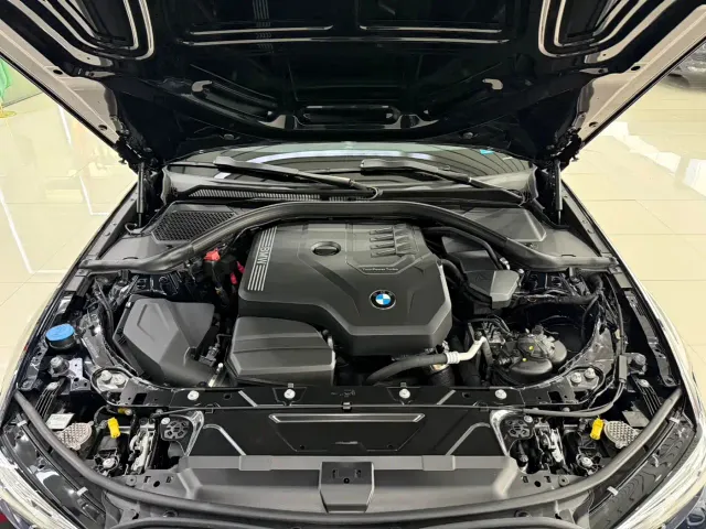 BMW 3 Series — Фото автомобиля 12