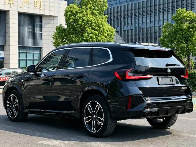 BMW X1 — Фото автомобиля 10