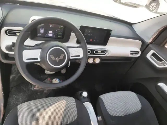 Wuling Hongguang Mini EV — Фото автомобиля 9