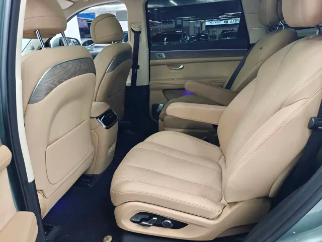 AITO Wenjie AITO M7 2022 1.5T 4WD Flagship Edition — Фото автомобиля 16