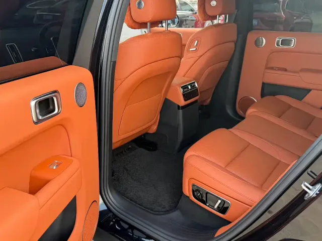 Li Auto L7 — Фото автомобиля 6