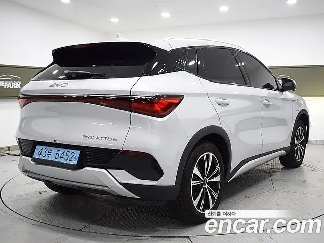BYD Atto 3 — Фото автомобиля 3