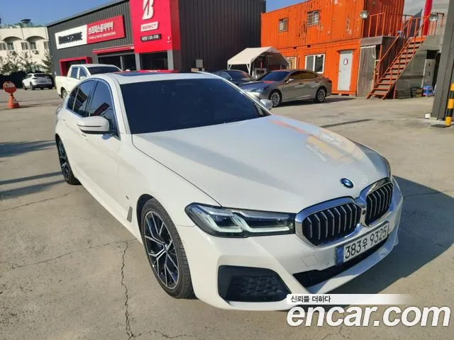 BMW 5-Series — Фото автомобиля 3