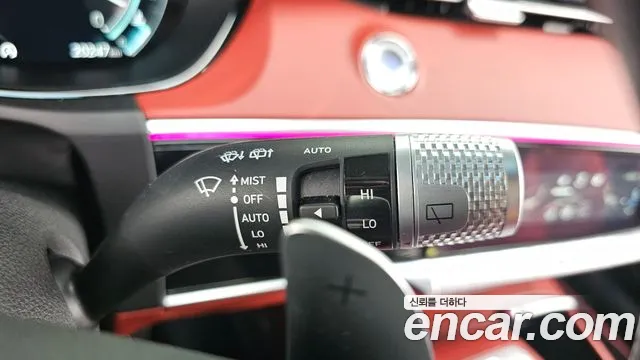 Genesis GV70 — Фото автомобиля 27