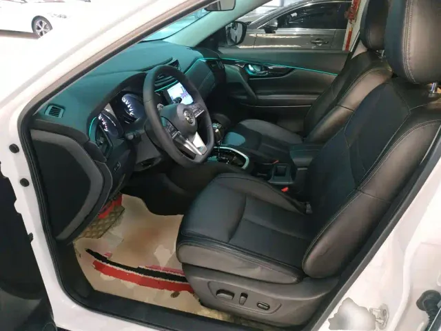 Nissan X-Trail — Фото автомобиля 14