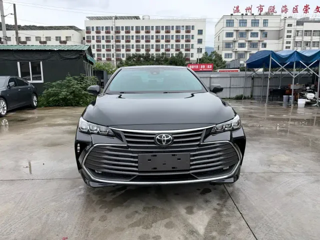 Toyota Avalon — Фото автомобиля 6