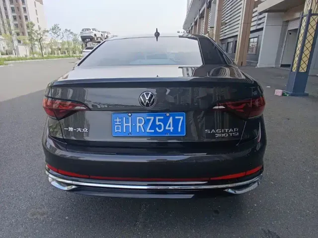 Volkswagen Sagitar — Фото автомобиля 4