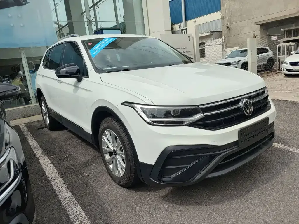 Volkswagen Tiguan L 2024 Outstanding 300TSI Auto 2WD Dragon Soaring Edition — Фото автомобиля 3