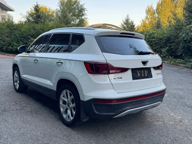 Jetta Jetta VS5 2023 280TSI Auto Comfort Type — Фото автомобиля 4