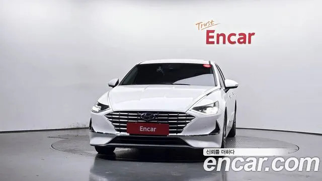 Hyundai Sonata — Фото автомобиля 14
