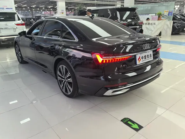 Audi A6L — Фото автомобиля 19