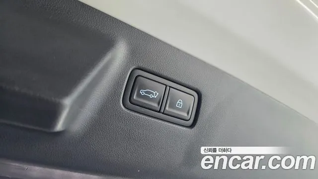 Hyundai Santa Fe MX5 — Фото автомобиля 19
