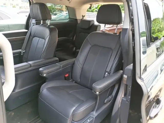 GAC Trumpchi M8 — Фото автомобиля 16