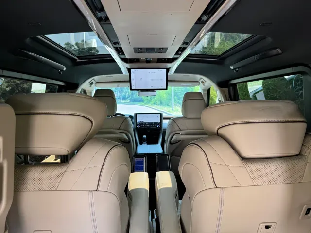 Toyota Vellfire — Фото автомобиля 14