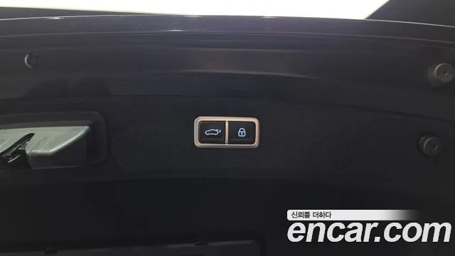 Genesis G80 Бензин 2.5 турбо AWD — Фото автомобиля 14