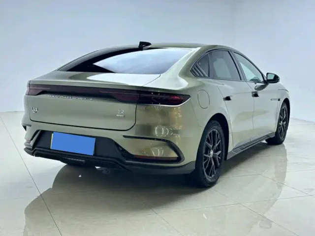 BYD Han — Фото автомобиля 8