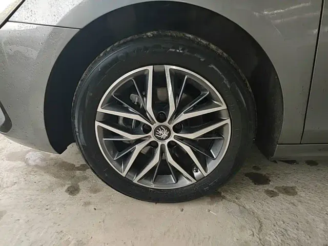 BYD Qin PLUS — Фото автомобиля 22