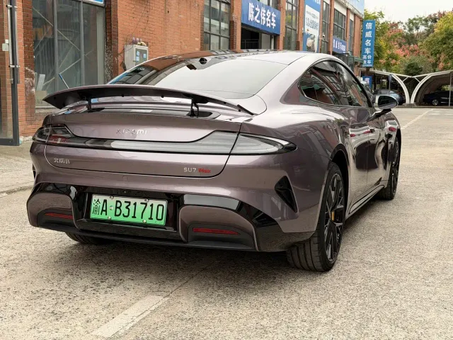 Xiaomi SU7 — Фото автомобиля 11