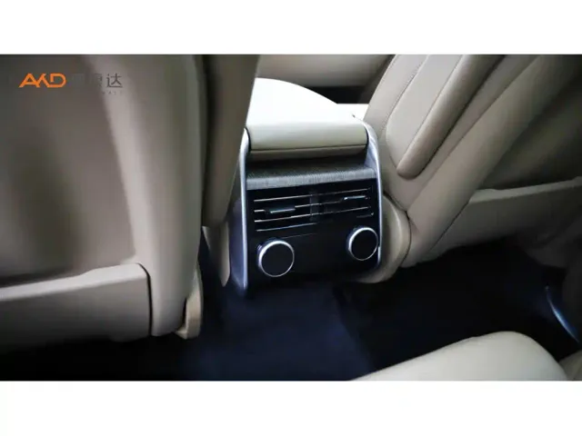 Land Rover Range Rover — Фото автомобиля 10
