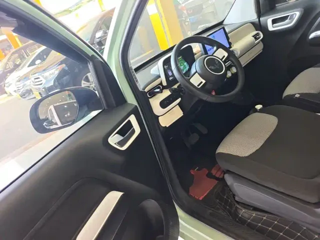 Wuling Hongguang Mini EV — Фото автомобиля 15