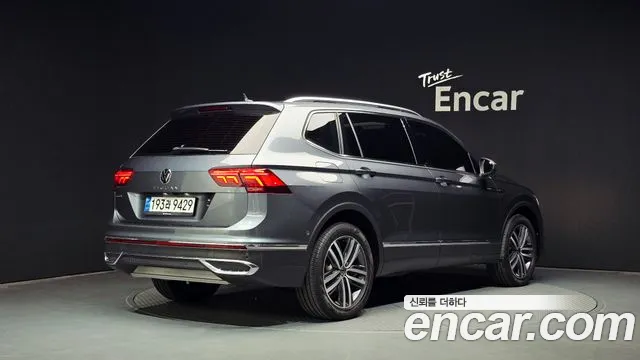 Volkswagen Tiguan — Фото автомобиля 2