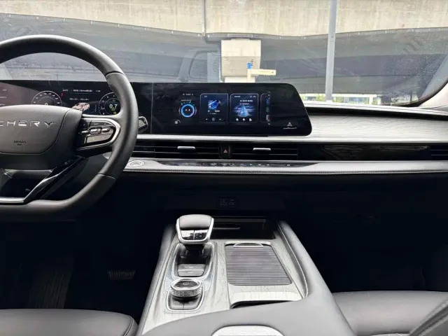 Chery Arrizo 8 — Фото автомобиля 9