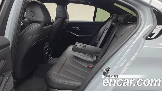 BMW 3-Series 3 серия (G20) 320i M Sport — Фото автомобиля 11