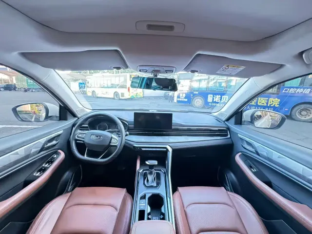 Geely Vision X6 — Фото автомобиля 8