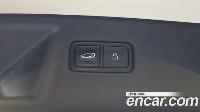 Hyundai Santafe Santa Fe (MX5) Бензин 2.5T 2WD — Фото автомобиля 20