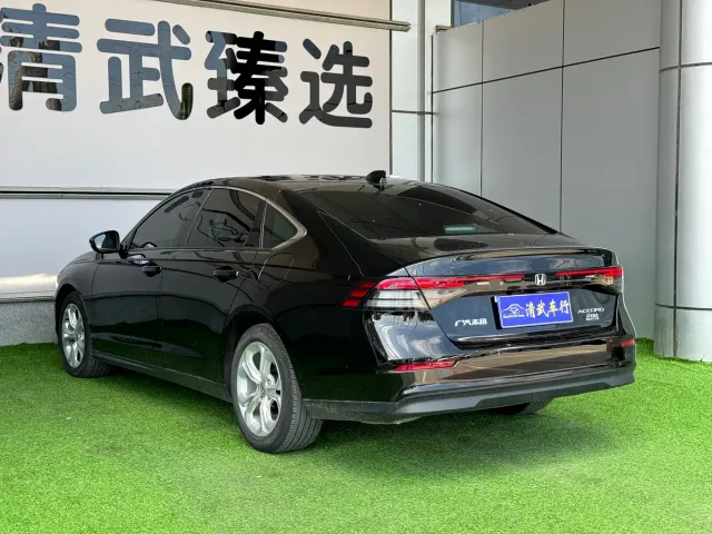 Honda Accord — Фото автомобиля 15