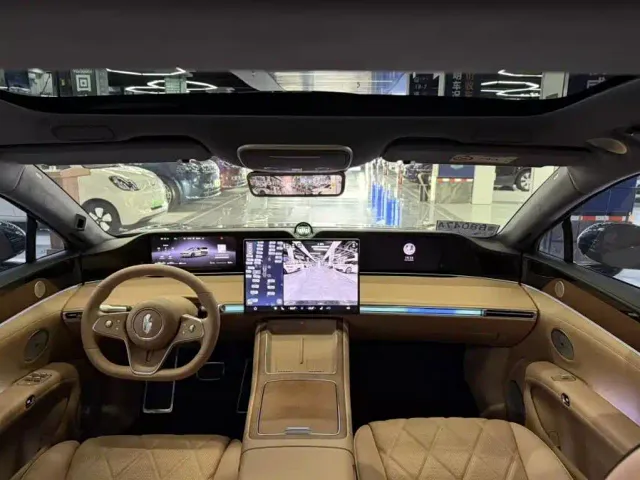 Stelato S9T — Фото автомобиля 4