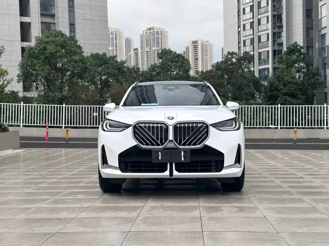 BMW X3 — Фото автомобиля 3