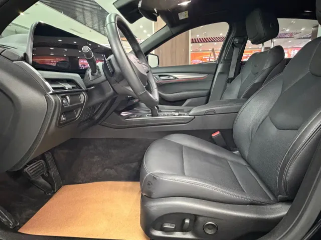 Cadillac CT5 — Фото автомобиля 11