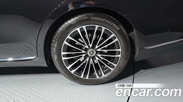 Mercedes-Benz S-Class S-класс W223 — Фото автомобиля 19