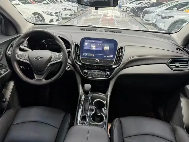 Chevrolet Equinox — Фото автомобиля 4