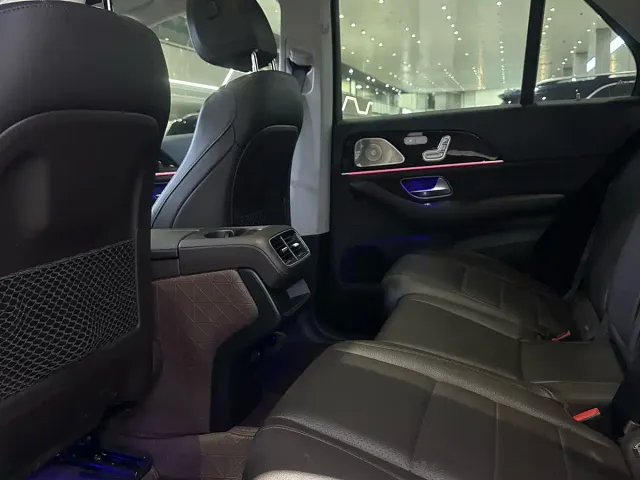 Mercedes-Benz GLE-Class — Фото автомобиля 6