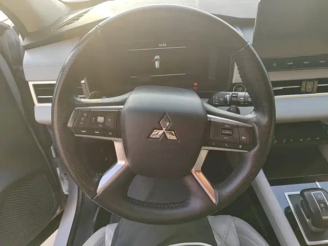 Mitsubishi Outlander — Фото автомобиля 10