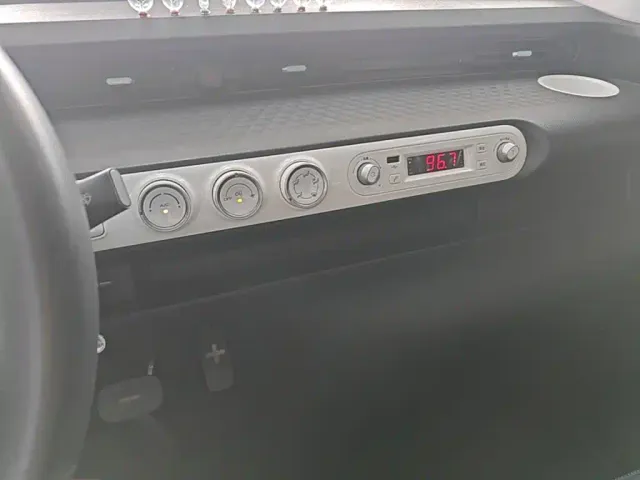 Wuling Hongguang Mini EV — Фото автомобиля 12