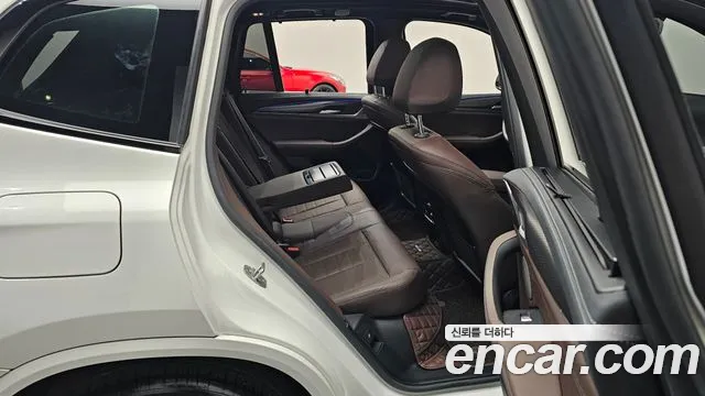 BMW X3 xDrive 20d M Sport Pro — Фото автомобиля 12