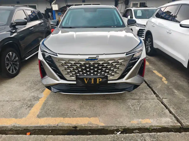Changan Z6 — Фото автомобиля 2